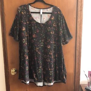 Lularoe perfect tee